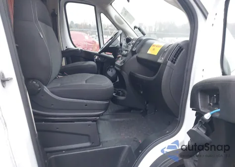 2020 Ram Promaster 1500 Low Roof 136 Wb z USA, uszkodzony, nr VIN 3C6TRVAG1LE135356